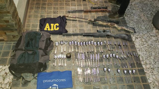 Las armas dejadas en un estudio jurídico y que las decomisó la AIC