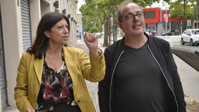 Clara García y Alejandro Ambort, recorriendo las calles de Rafaela