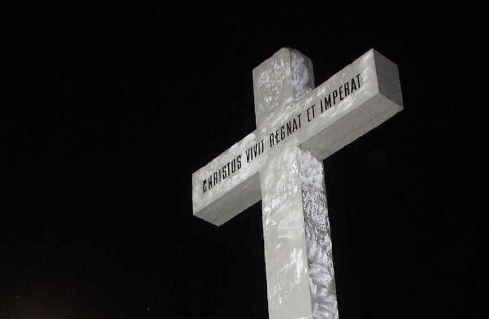 Cerro de la Cruz: visitas nocturnas en temporada