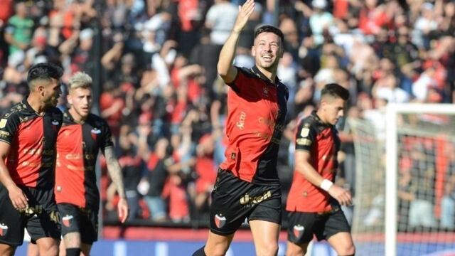 Colón derrota a Atlético Tucumán en Santa Fe. (LT10)