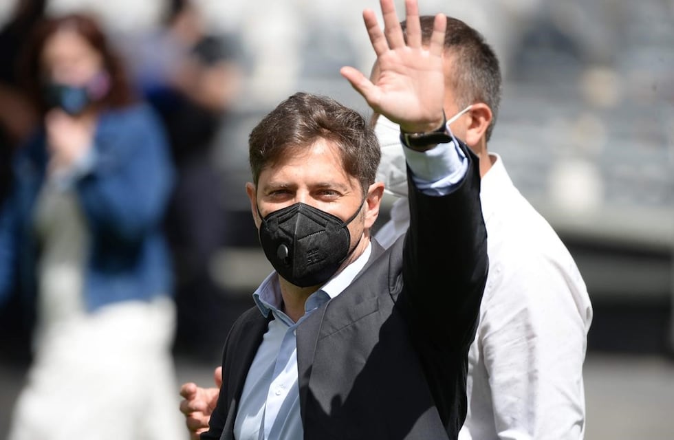 Axel Kicillof enfatizó que la prioridad “es vacunar rápidamente” y pidió que “nadie se cuele o avive”