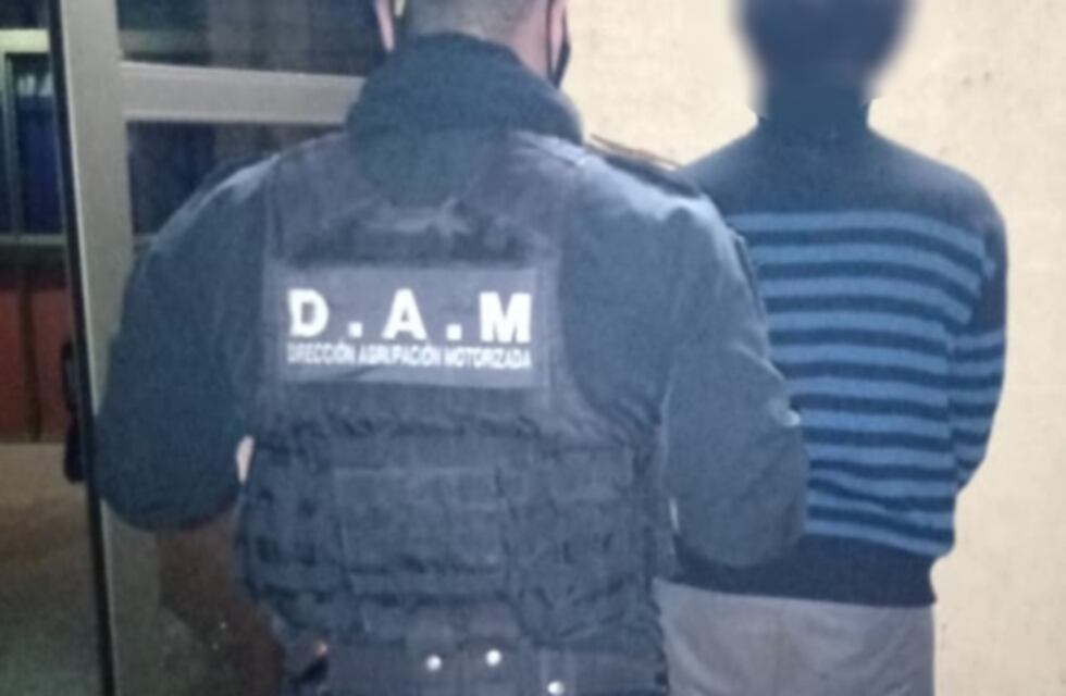 Posadas: fue detenido por dañar la vidriera de un local comercial