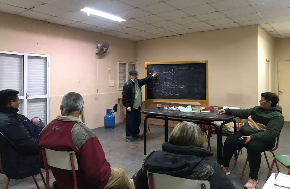 Charla sobre contaminación en Rafaela