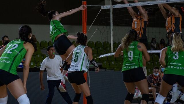 Las dirigidas por Matías Montalbán se preparan desde diciembre de 2021 para la nueva edición de la máxima competencia del voley femenino argentino