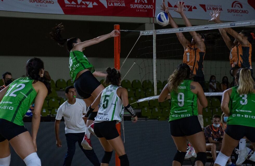 En el Cerutti, las chicas de Atenas arrancan la Liga Nacional de Voley