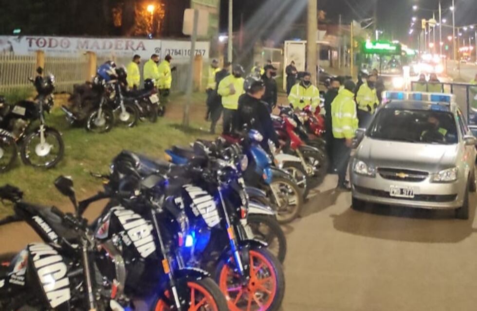 Dos hombres fueron detenidos tras atacar a efectivos policiales en un retén
