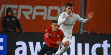 Independiente y Racing igualan 0-0 en el Clásico de Avellaneda.