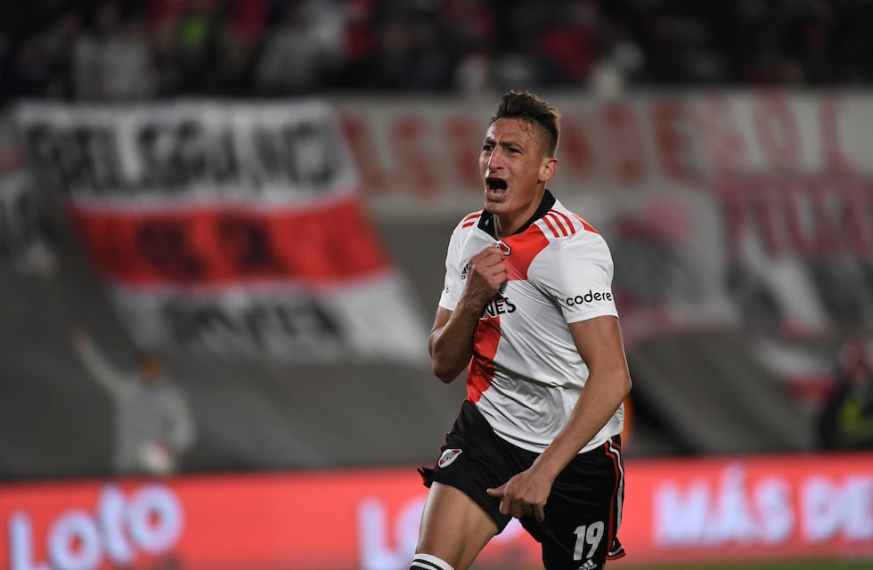 Los golazos de José Paradela y Brian Romero para River ante Lanús