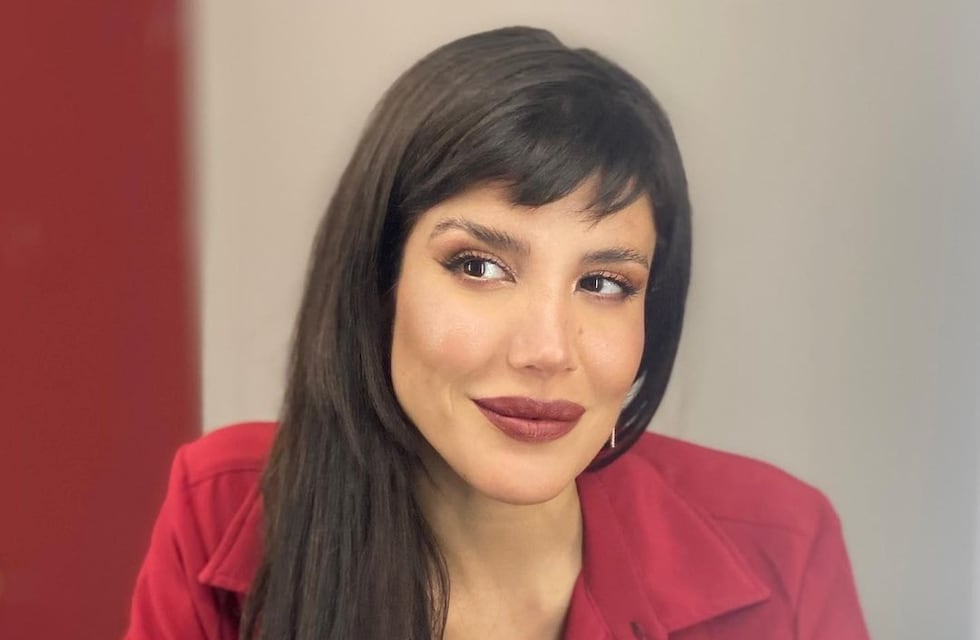 Andrea Rincón volvió a lucir un flequillo como en su paso por Gran Hermano