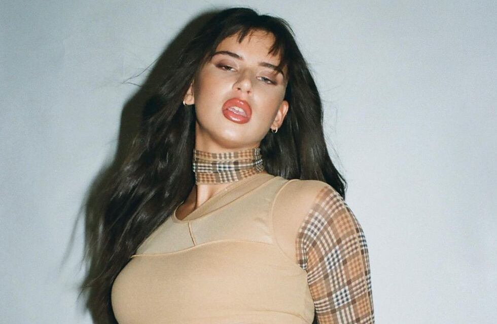 Nathy Peluso afirmó que reprogramará las fechas de sus shows en España