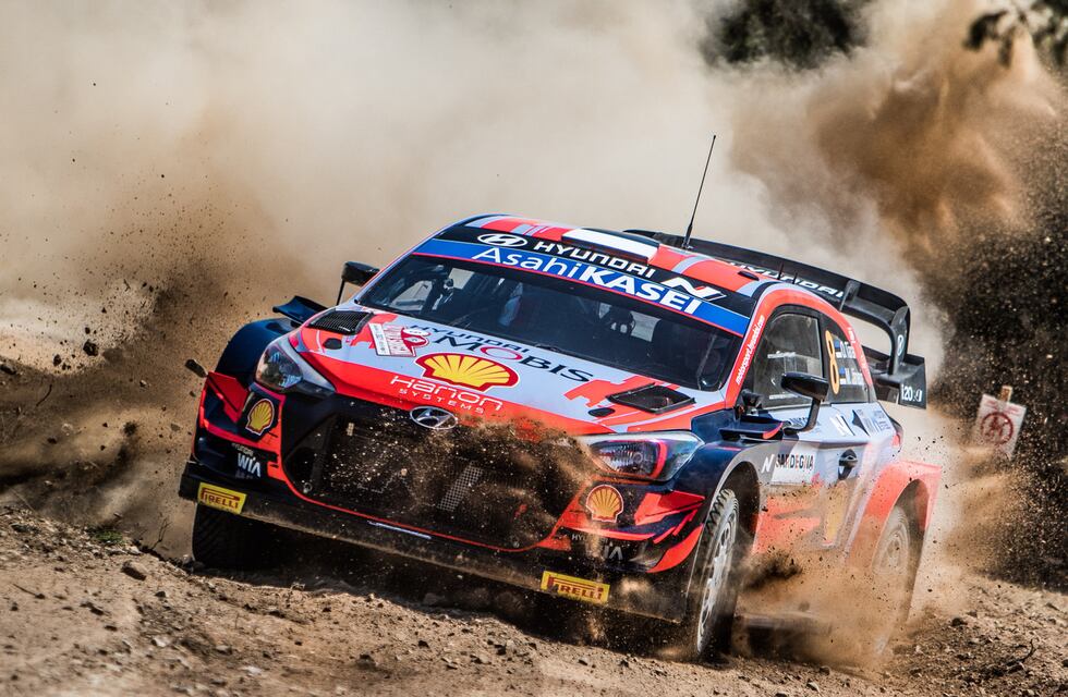 Rally Mundial: Tanak manda en Italia, seguido por Sordo