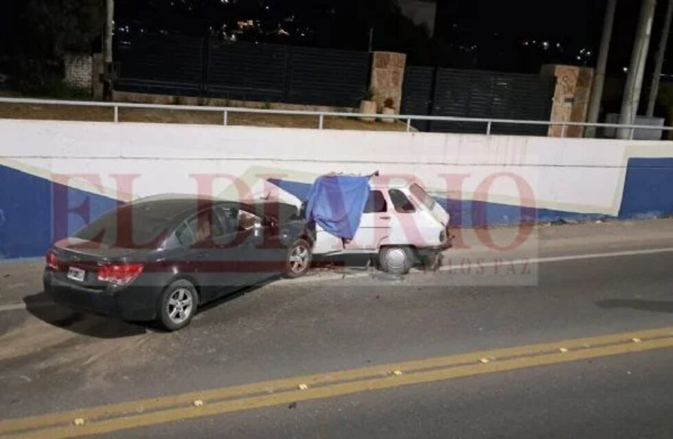 Tragedia en Carlos Paz: dos muertos en un choque en el Puente Negro