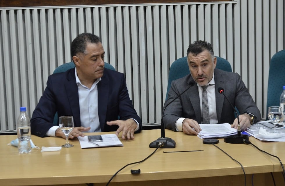 Ante el informe de gestión de gobierno, Ricci lamentó que los diputados del oficialismo hayan malgastado sus minutos de consulta