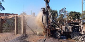 Estas perforaciones son parte del plan de contingencia para paliar la crisis hídrica en Iguazú.