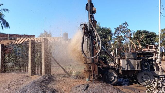 Estas perforaciones son parte del plan de contingencia para paliar la crisis hídrica en Iguazú.
