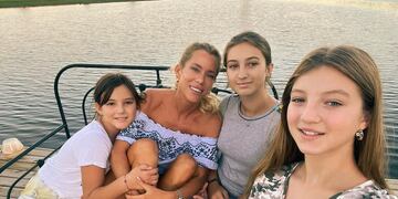 El reencuentro de Nicole Neumann y sus hijas.