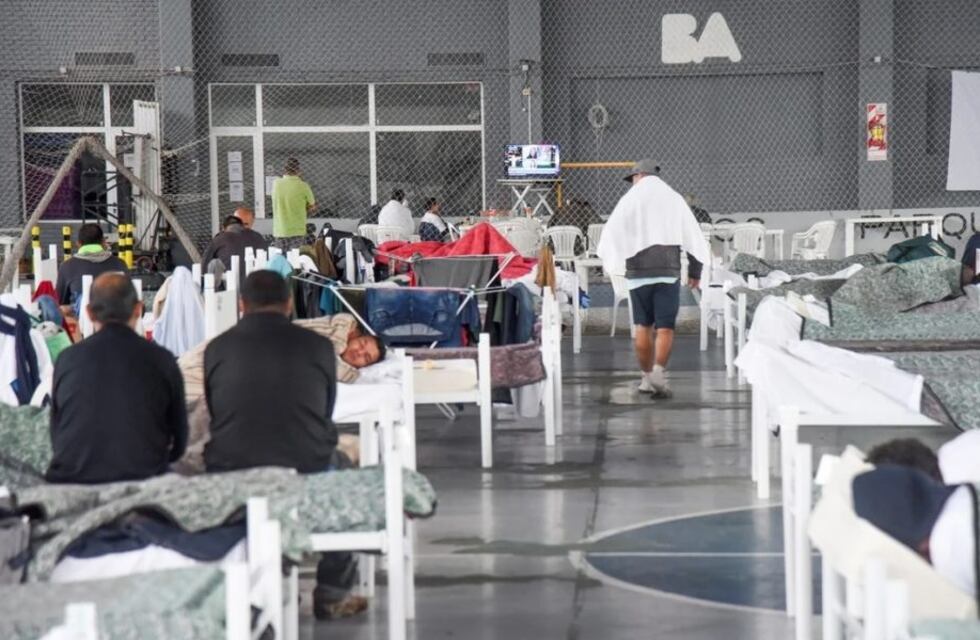 Denuncian los paradores porteños por malas condiciones y no cumplir con el distanciamiento social