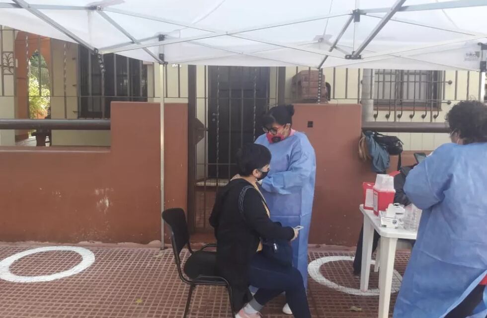 Esta semana, continuarán vacunando y testeando en Eldorado