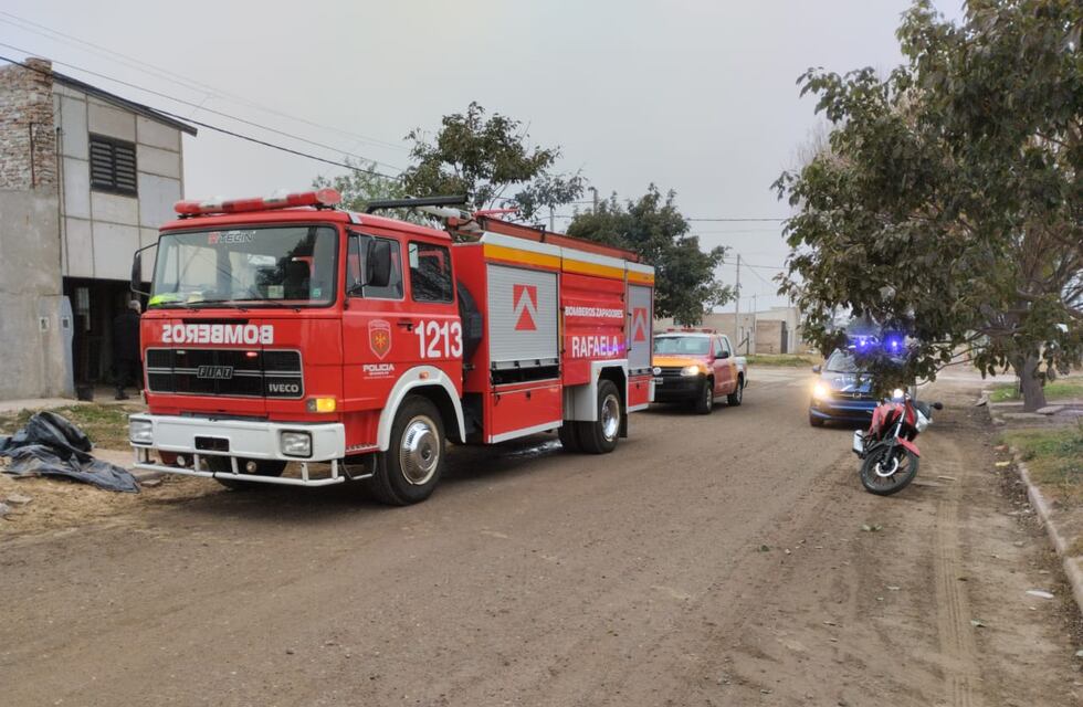 Tres menores con graves quemaduras tras un incendio en el barrio Mora