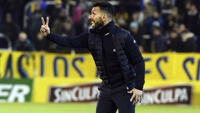 Carlos Tévez tuvo su debut como director técnico en Rosario Central.
