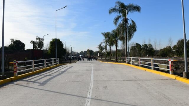 En Famaillá se inauguró el nuevo puente Saavedra
