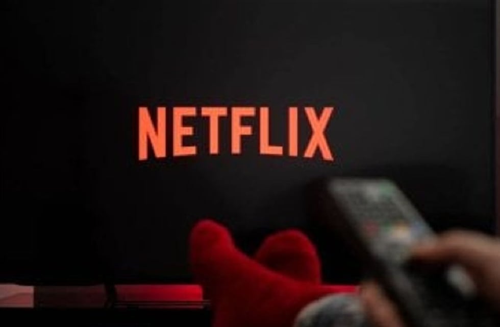 Tres historias juveniles para ver el fin de semana que no te van a permitir despegarte de la pantalla