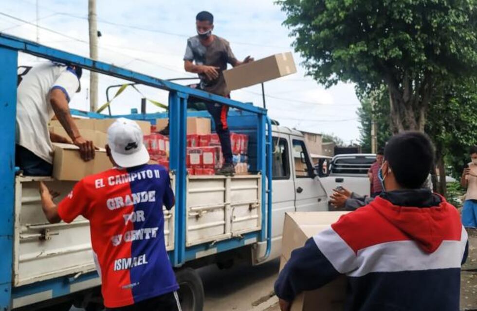Temporal: continúan asistiendo a los damnificados de la capital tucumana