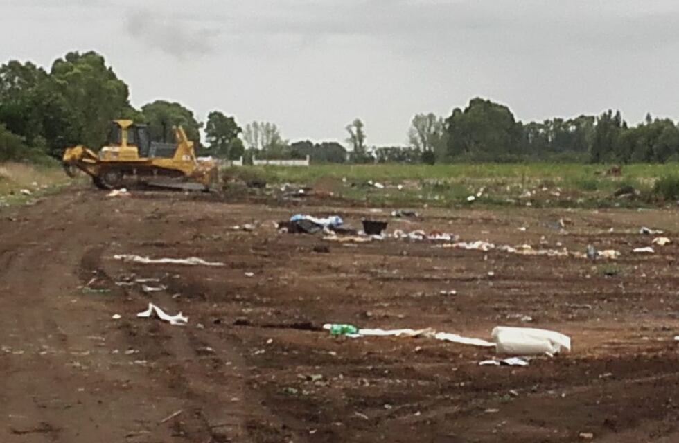 La Municipalidad trabaja en la Cava de la Escuela Nº 13