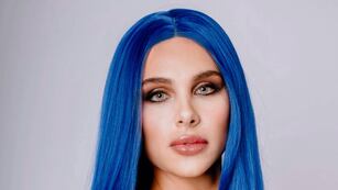 La modelo de 29 años produjo un EP llamado "Renacer".