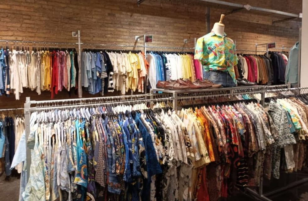 Dónde comprar ropa vintage a buen precio: la feria de zona sur de Buenos Aires que es furor