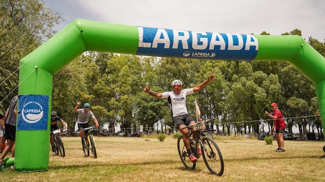 Matías Pollio ganó la competencia de 60KMs en Laprida.