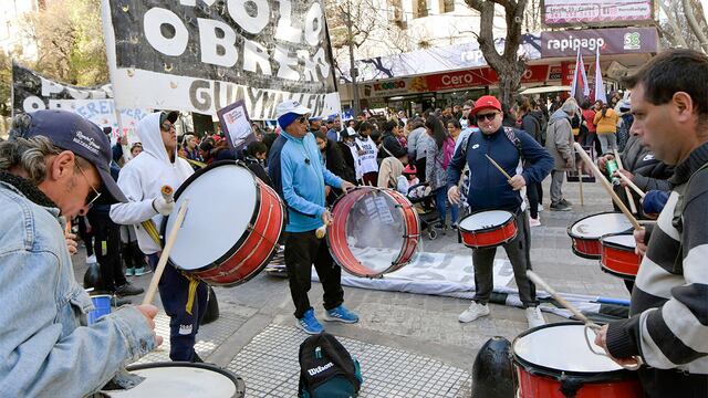 Las organizaciones sociales fueron recibidas por el Gobierno y levantaron las medidas de fuerza.