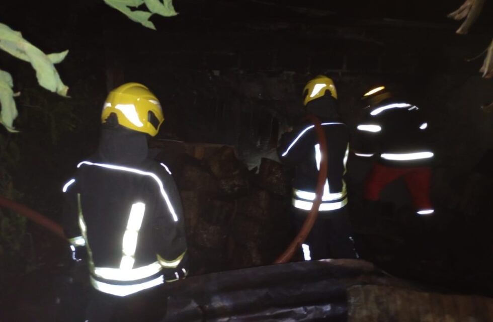 Sofocan principio de incendio estructural en Oberá