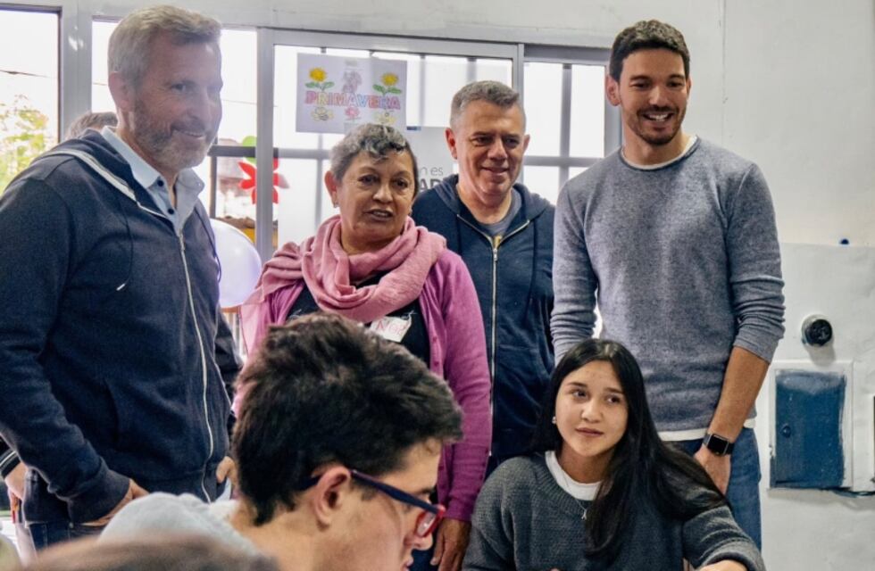 Frigerio y Gainza visitaron un barrio luego de la denuncia por espionaje ilegal