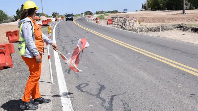 Es la primera mujer banderillera de la obra.