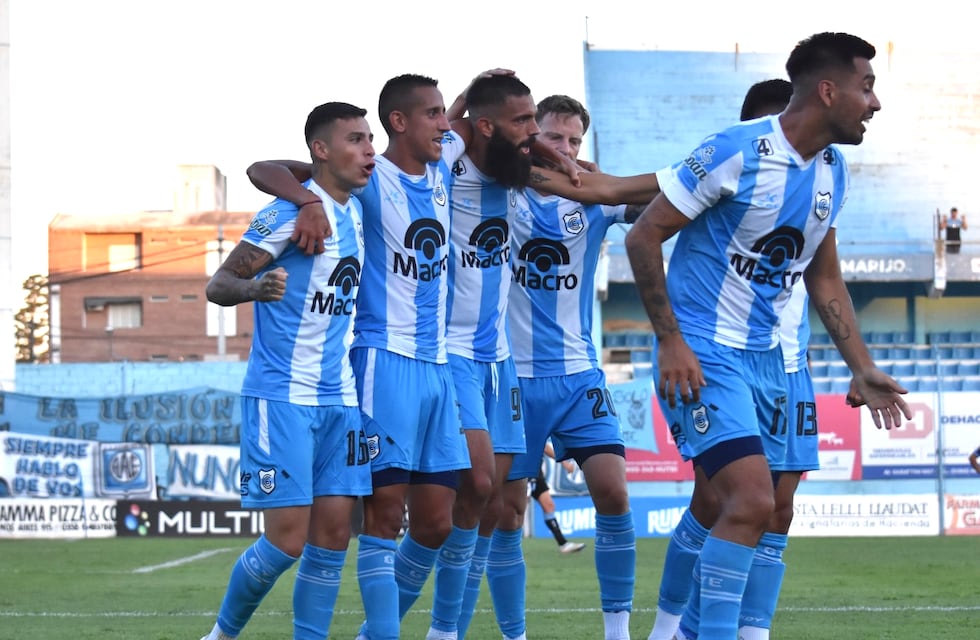 Gimnasia y Esgrima de Jujuy rescató un empate sobre la hora en Córdoba