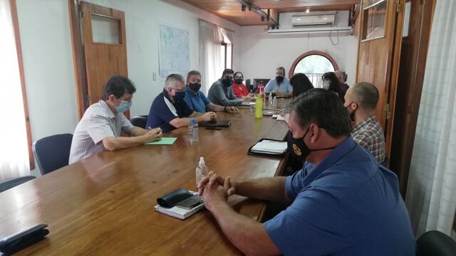 Esta mañana en la reunión el Concejo Deliberante y el Ejecutivo Municipal realizaron las gestiones para que los fondos de los subsidios se depositen a la empresa.