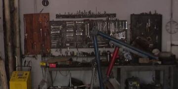 El taller de Walter fue saqueado por delincuentes.
