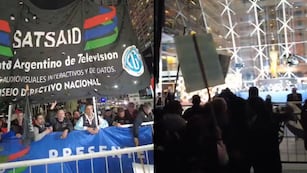 Martín Fierro 2025: protestas de los trabajadores en la puerta del hotel