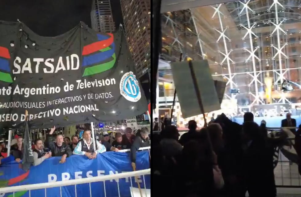 Martín Fierro 2025: protestas de los trabajadores de Satsaid en la puerta del hotel