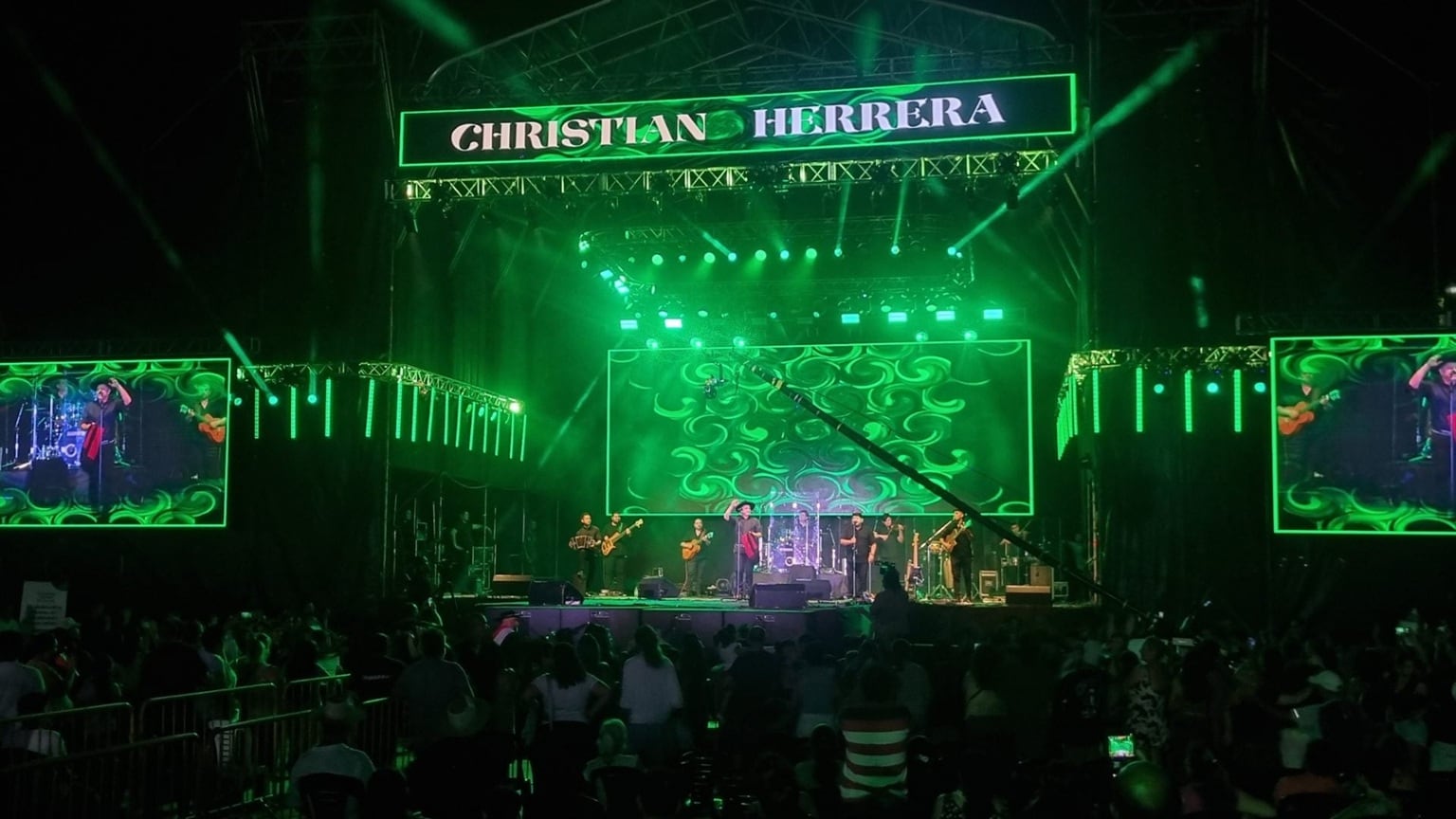 El Festival Nacional del Litoral cerró su edición 2025 con una noche llena de identidad y celebración popular.