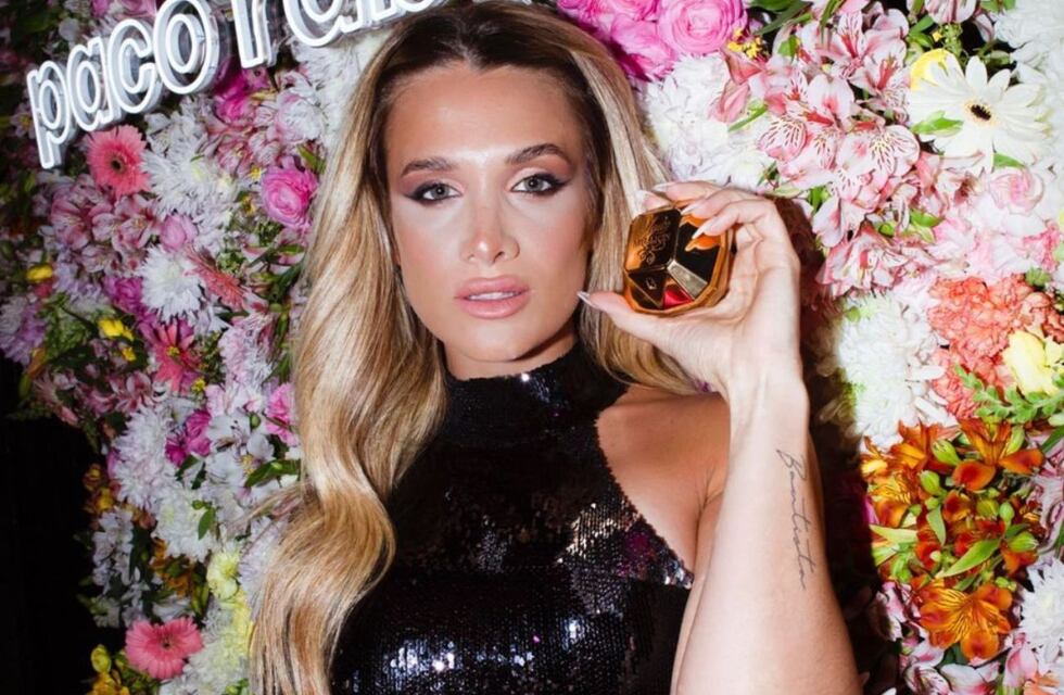 Traje sastrero en color verde, top deportivo y las zapatillas en tendencia: los elegidos de Camila Homs