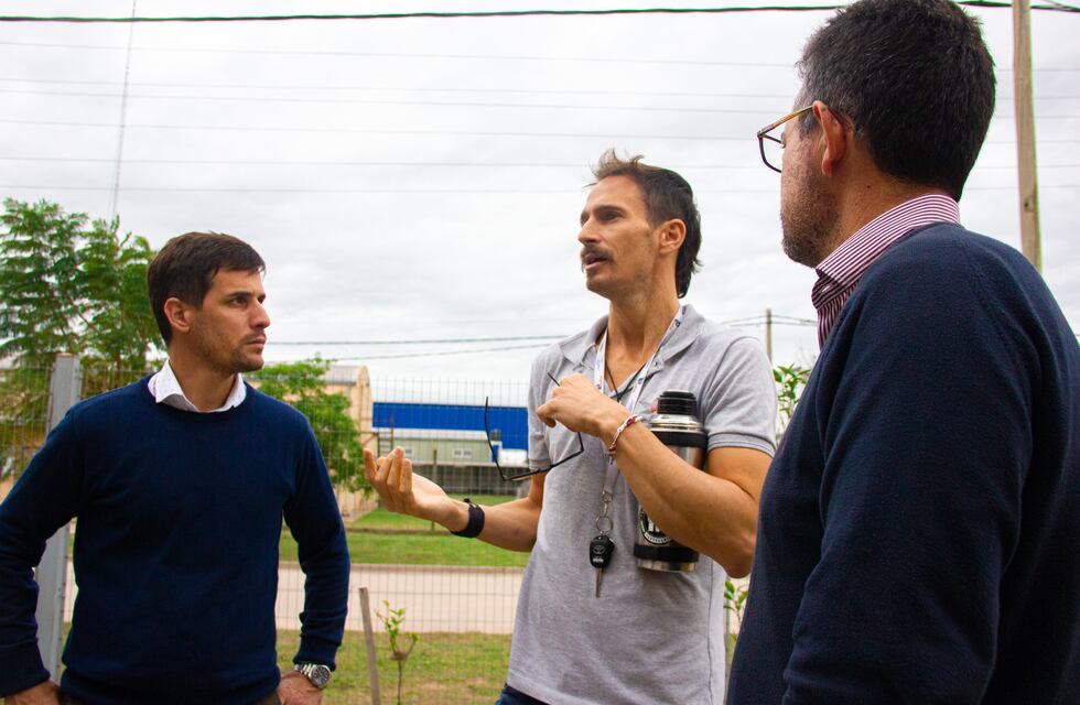 Viotti y Bottero visitaron una empresa ejemplo del empuje empresario rafaelino