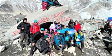 Un grupo de pampeanos llegó hasta el Campo Base del Everest.