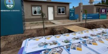 Desde el 2009 el Instituto Provincial de la Vivienda brinda una solución para las familias que desean tener su casa con un proyecto propio.