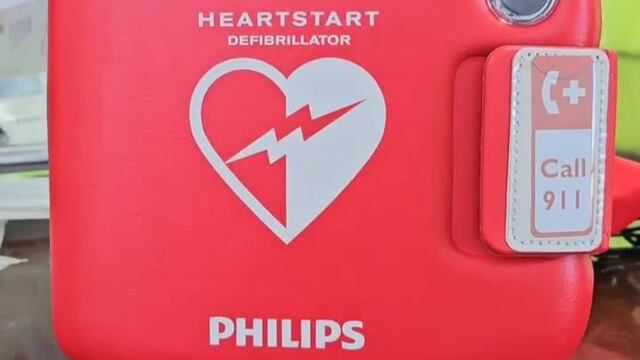 Instalan un Desfibrilador Externo Automático en Puerto Rosales