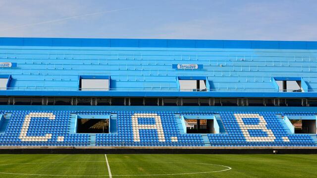 Hasta este viernes hay plazo para que los socios se pongan al día. Se vota en la Cuellar.