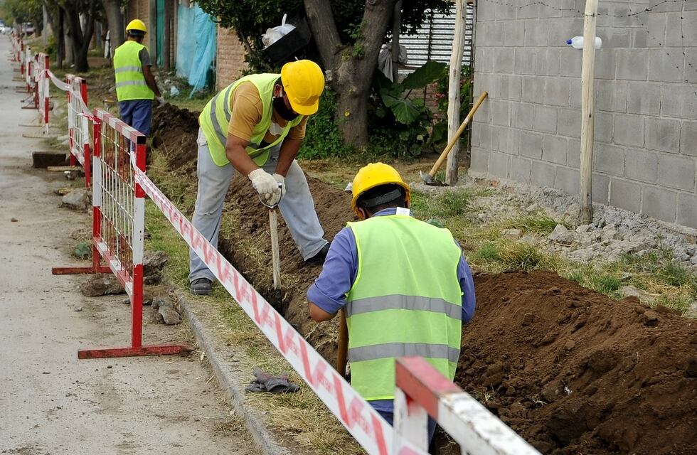 Amplian la red de gas natural en barrios de la Ciudad