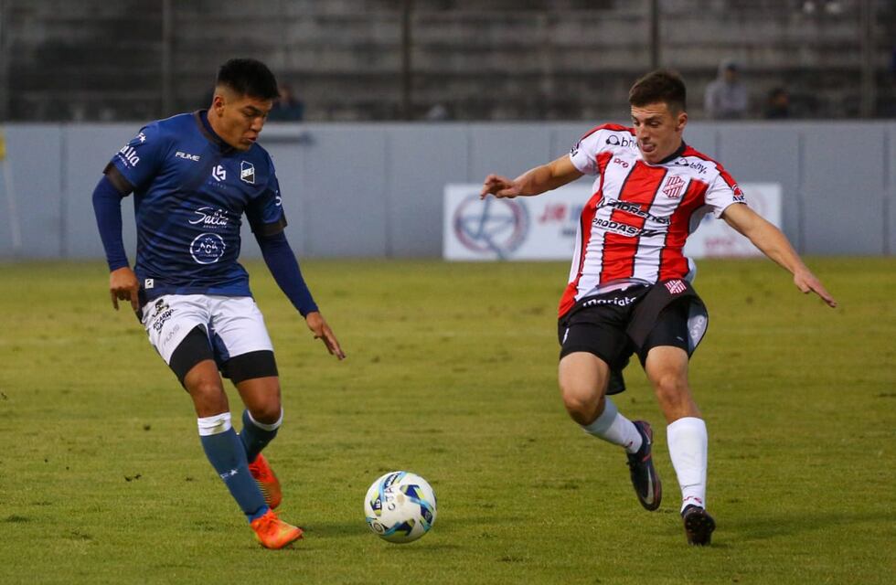 El 9 empató con el tiro del final ante Juventud Antoniana, como visitante