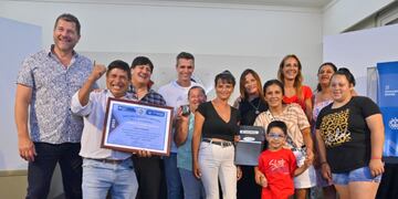 Cresto se reunió con las vecinales barriales.